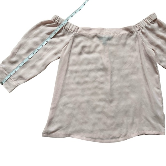 Banana Republic off the should blouse in light pink size Petite Small - Picture 7 of 10